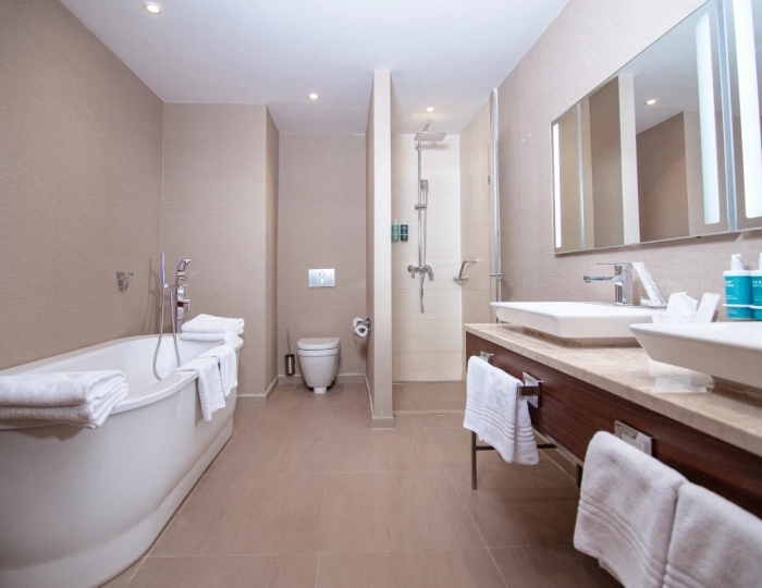 Люкс с одной большой кроватью - «Novotel Fit Krasnaya Polyana» / «Новотель Фит Красная Поляна» отель (бывш. «Novotel Congress»)