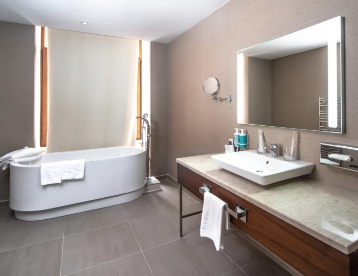 Люкс Супериор с одной большой кроватью - «Novotel Fit Krasnaya Polyana» / «Новотель Фит Красная Поляна» отель (бывш. «Novotel Congress»)