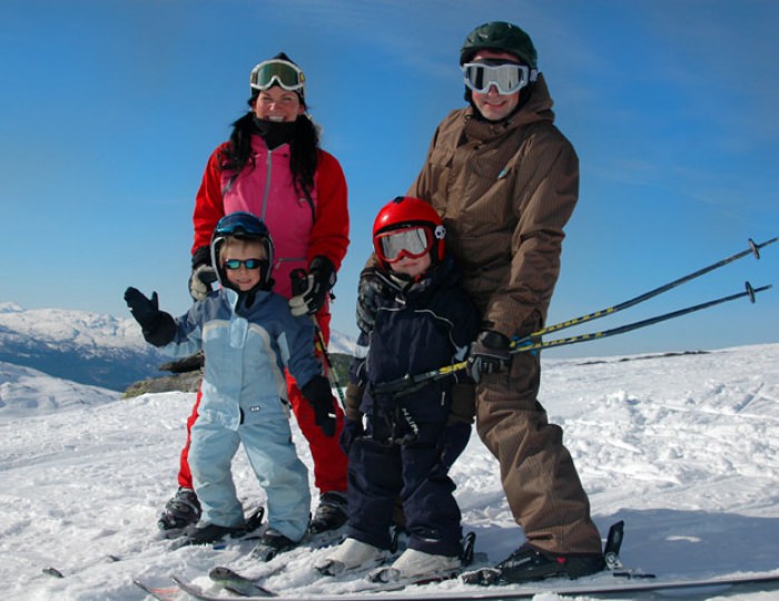 Услуги для детей - «Novotel Fit Krasnaya Polyana» / «Новотель Фит Красная Поляна» отель (бывш. «Novotel Congress»)