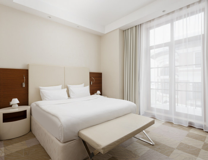 Супериор с одной большой кроватью и балконом - «Novotel Fit Krasnaya Polyana» / «Новотель Фит Красная Поляна» отель (бывш. «Novotel Congress»)